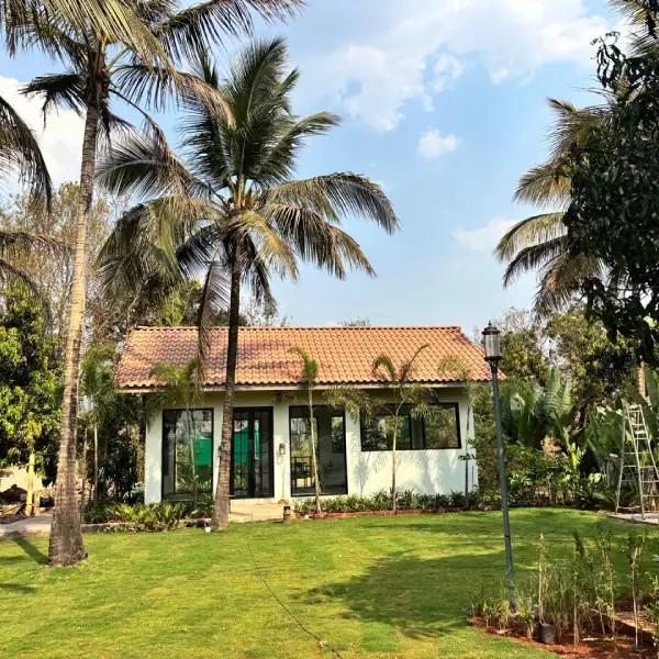 pali resort front